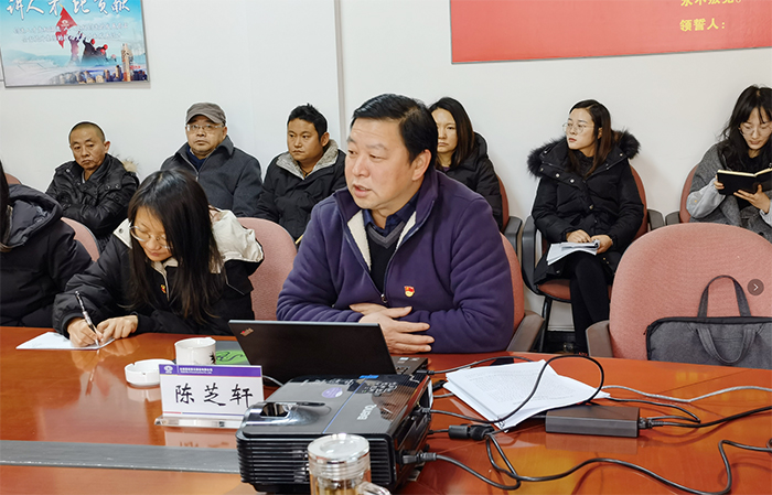 陈总小.jpg