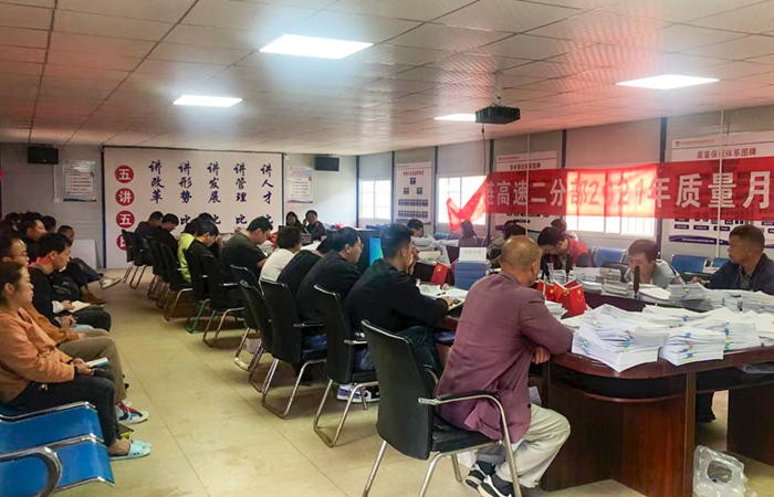 （小图）施链-严正平-摄影.jpg