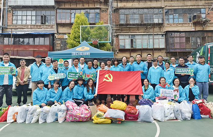 小图刘文娟（摄影）.jpg